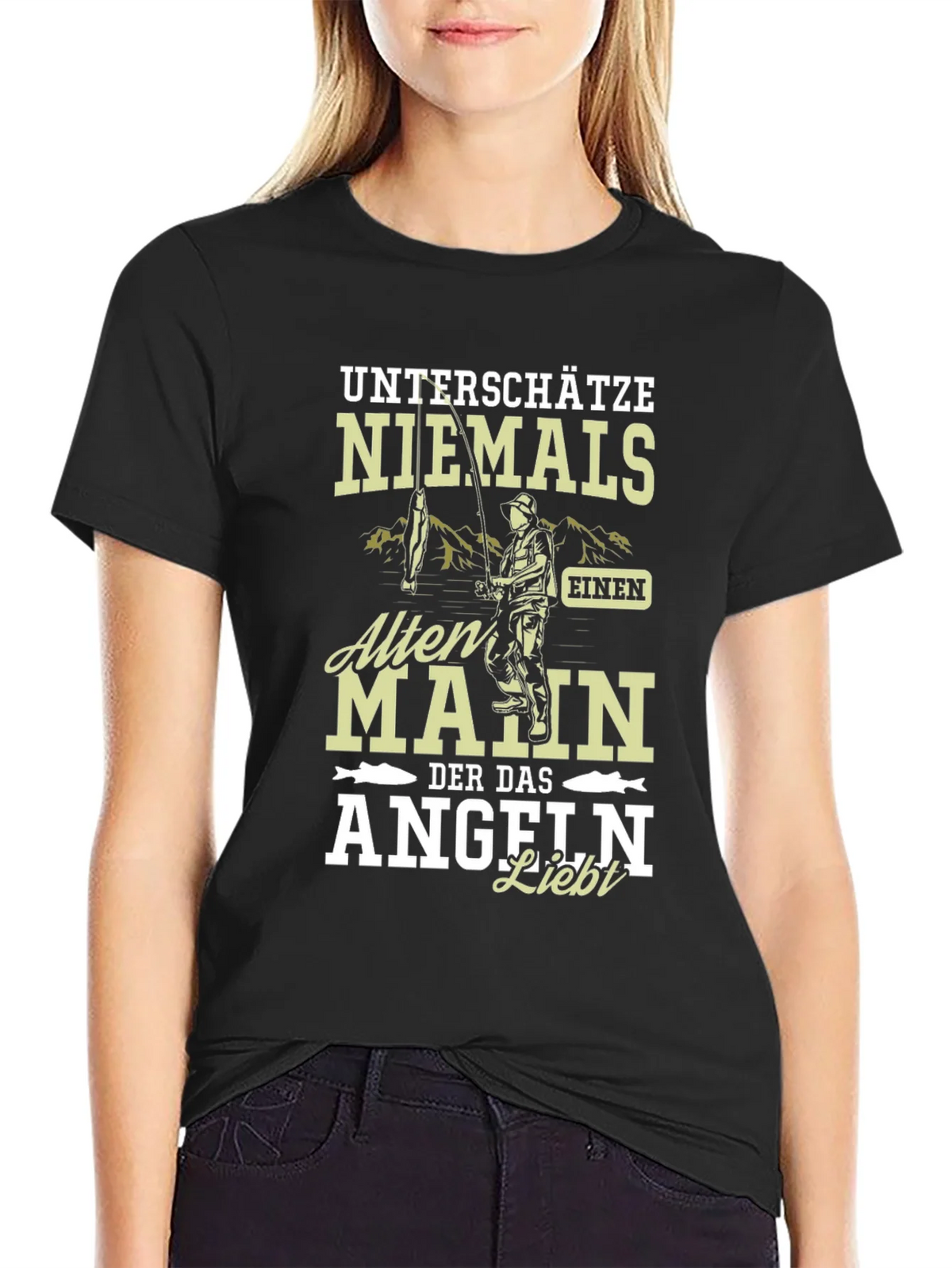 Fishing Lover T-Shirt Never Underestimate An Old Man
