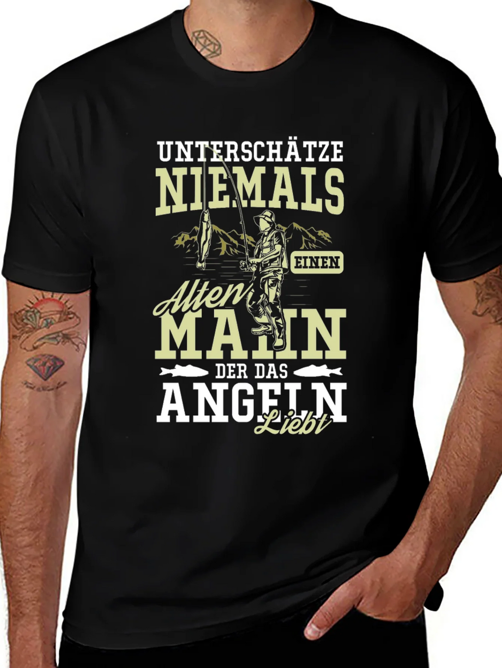 Fishing Lover T-Shirt Never Underestimate An Old Man